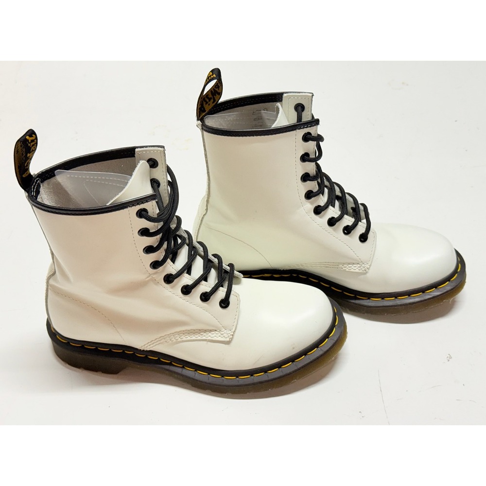 Dr. Martens 1460‎ White Smooth Leather 8 Eye Lace Up Combat Boots Womens size 9